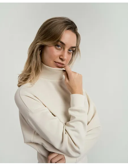 Camisola fluida mulher com gola subida