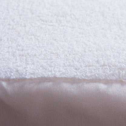 Protetor de colchão impermeável em tecido atoalhado