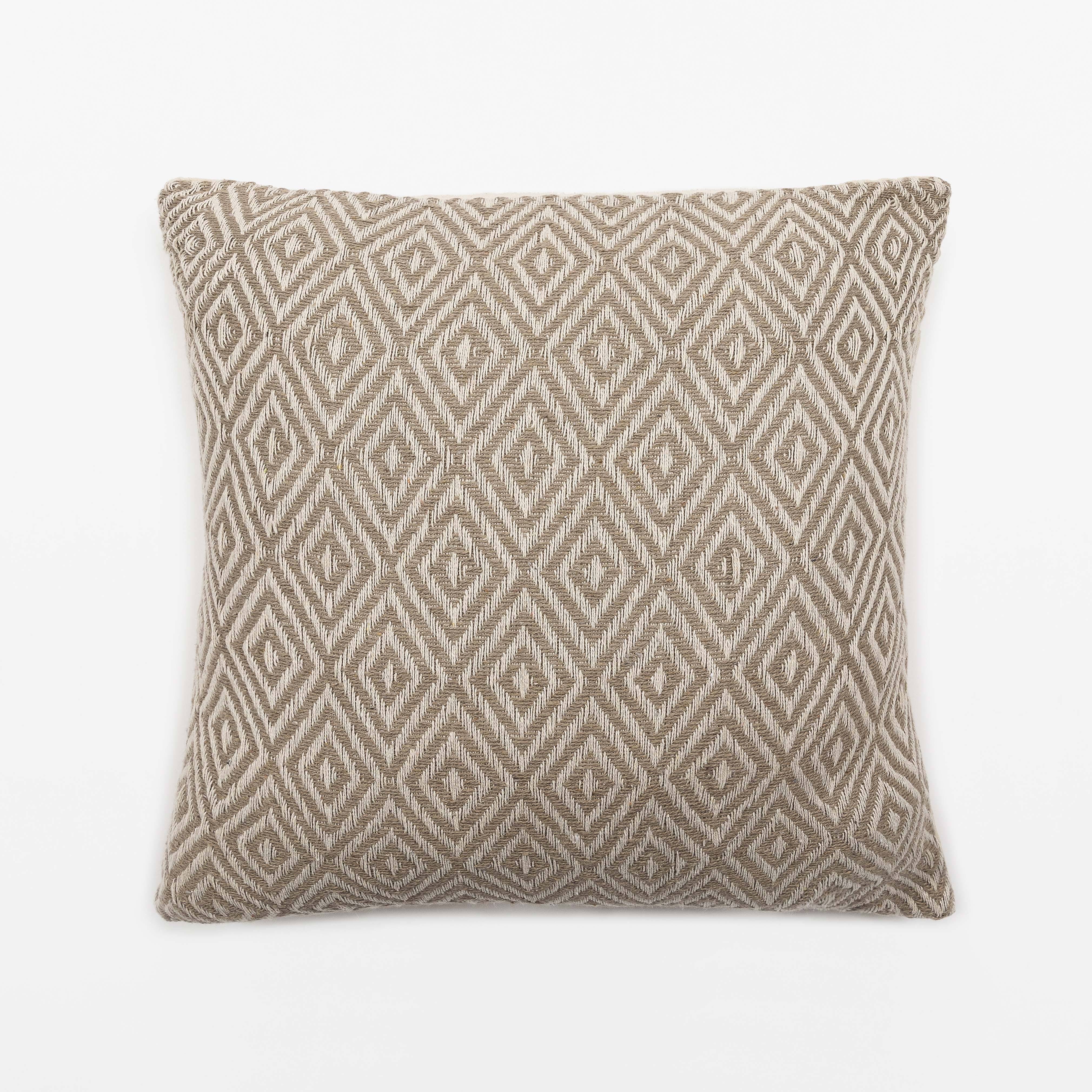 ALMOFADA ALG LESOTO - CAPA + ENCHIMENTO