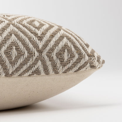 ALMOFADA ALG LESOTO - CAPA + ENCHIMENTO