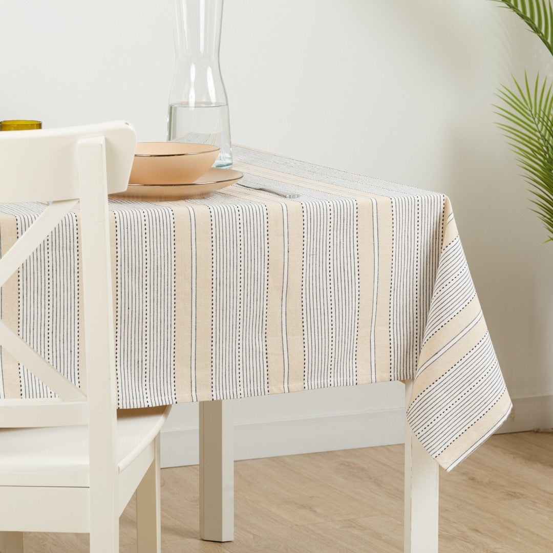 Toalha de mesa listrada cor areia