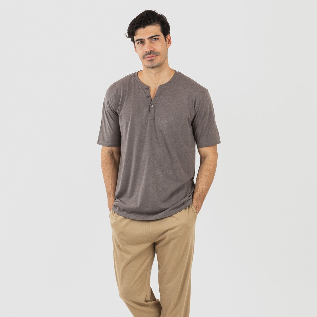 Pijama masculino de manga curta e comprida com botões - Taupe - Areia