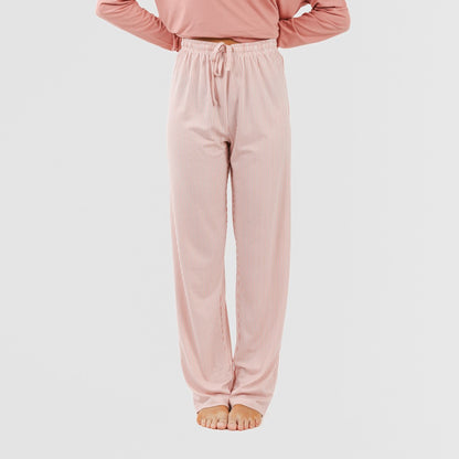 Pijama comprido feminino macio, estampa listrada Aliena Marsala.