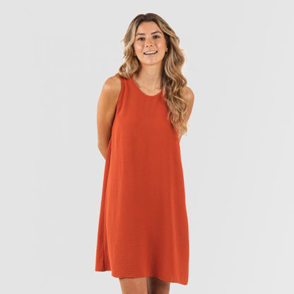 Vestido curto com alças, em musselina de algodão lisa.