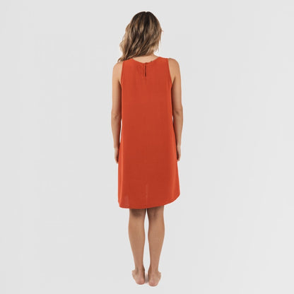 Vestido curto com alças, em musselina de algodão lisa.