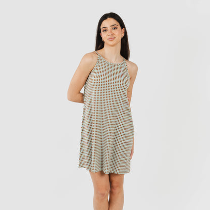 Vestido curto tomara que caia Tamila em crepe cor areia