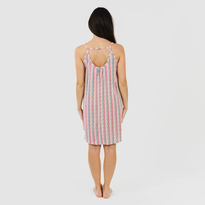 Vestido curto tomara que caia de crepe, Villa Rosa