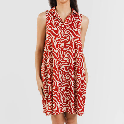 Vestido curto com gola e lapela suaves, cor terracota Iratia