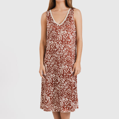 Vestido midi Miquela marrom com alças finas