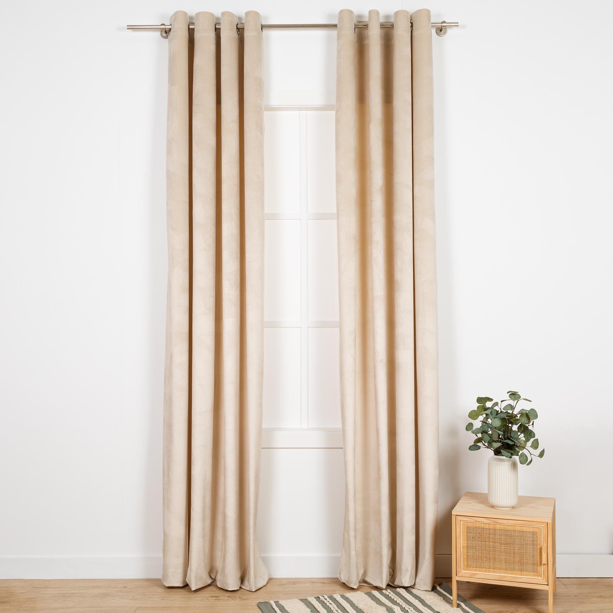 Nova cortina de veludo