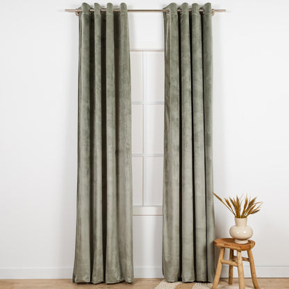 Nova cortina de veludo