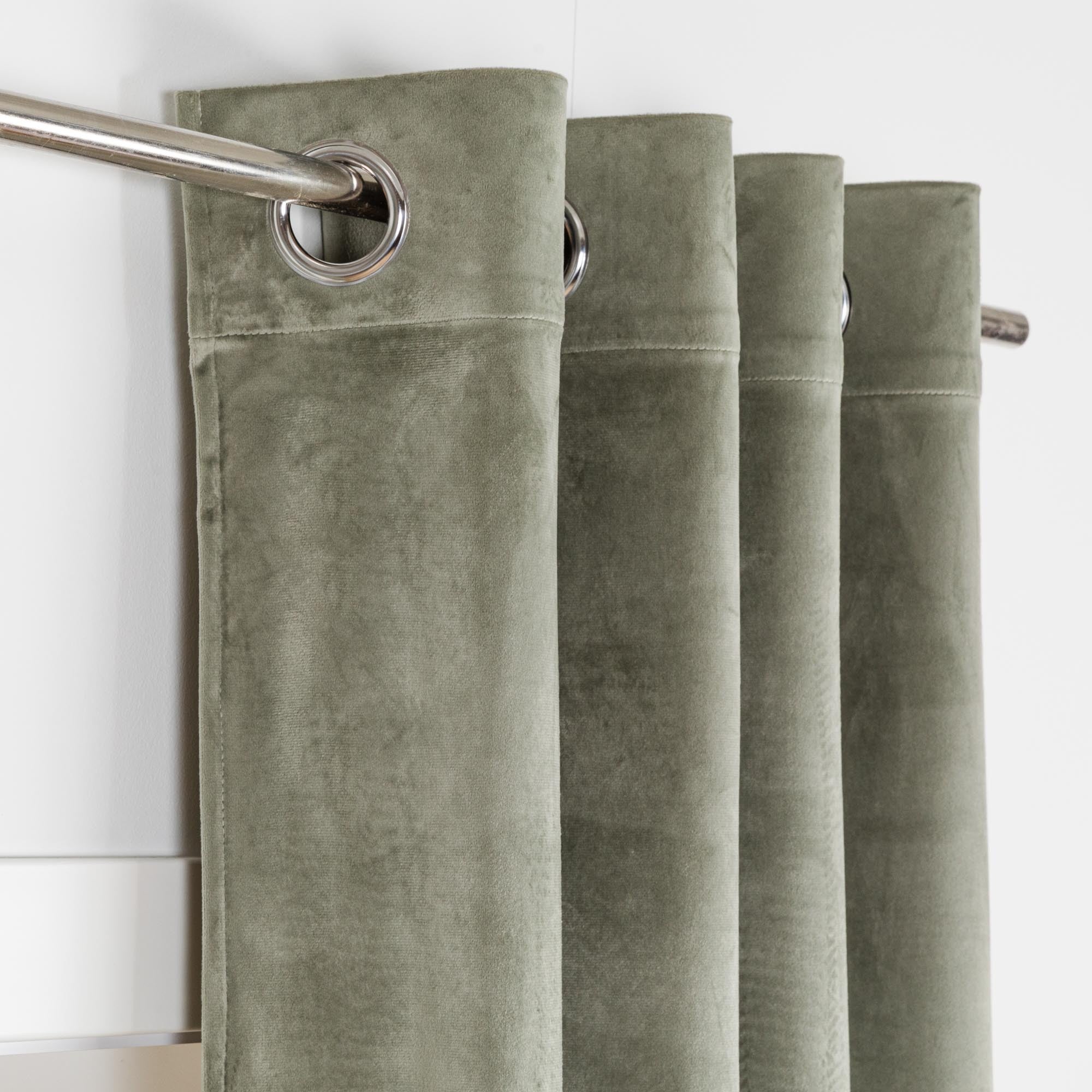 Nova cortina de veludo