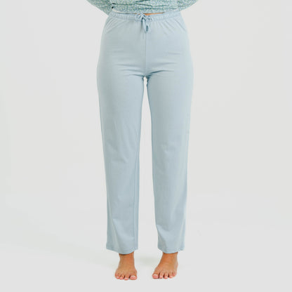 pijama comprido de algodão azul claro e fresco