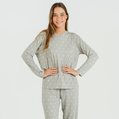 Pijama longo feminino macio verde bebê para caça.