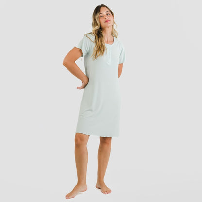 Blusa de manga curta em viscose canelada lisa