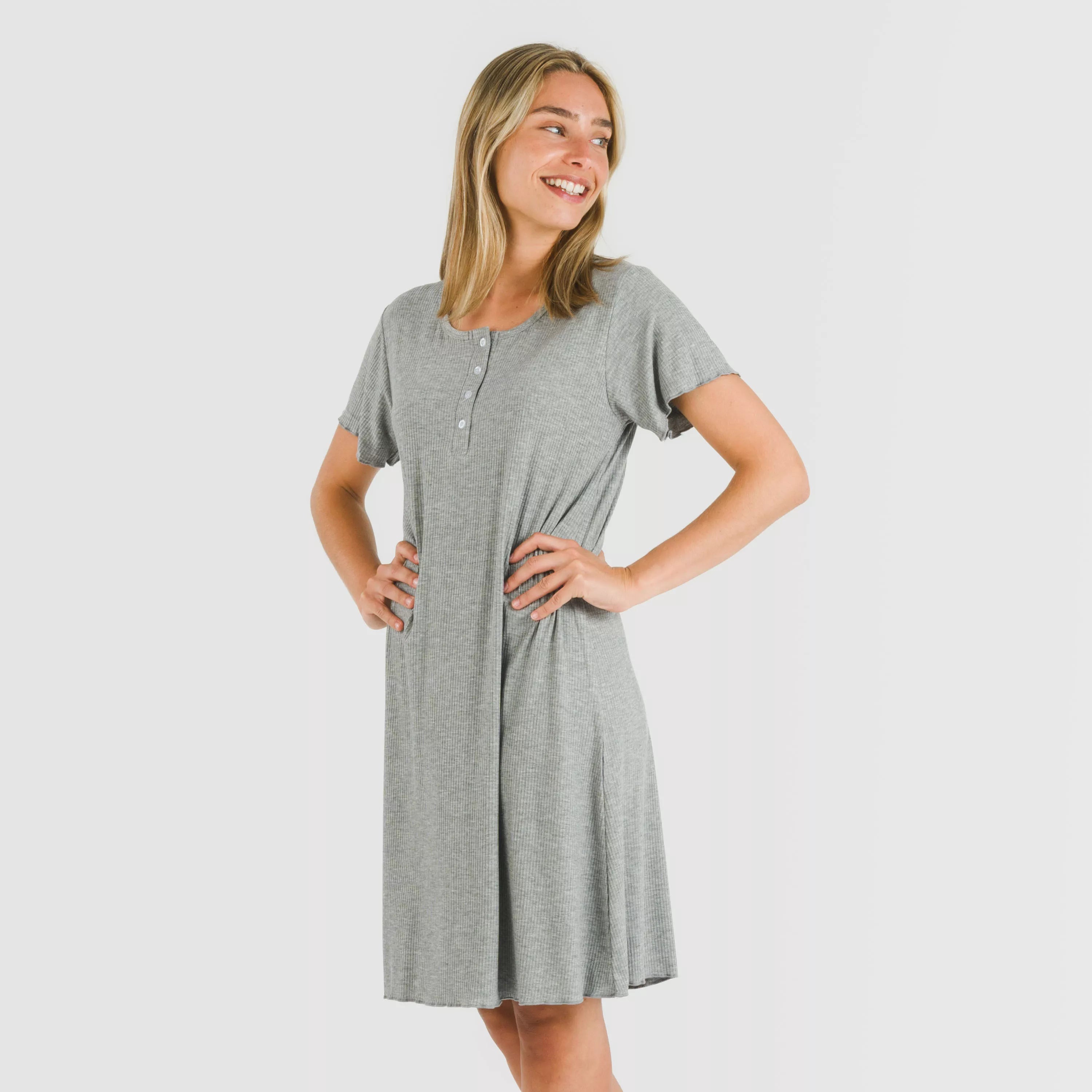 Blusa de manga curta em viscose canelada lisa