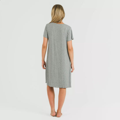 Blusa de manga curta em viscose canelada lisa