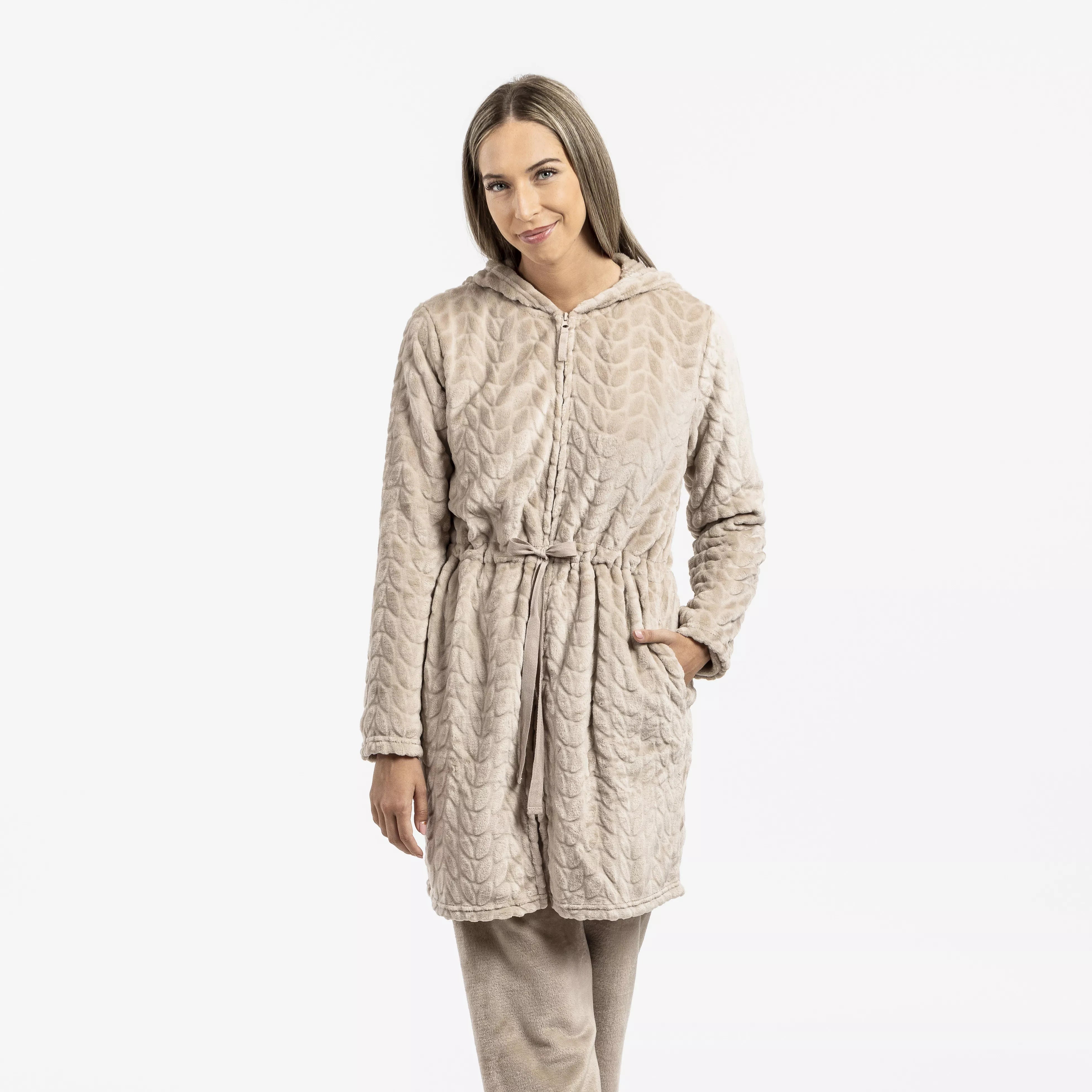 Robe de veludo Devoré liso com capuz.