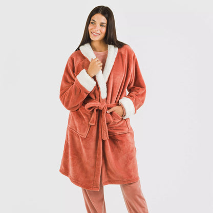 Bata terciopelo sherpa