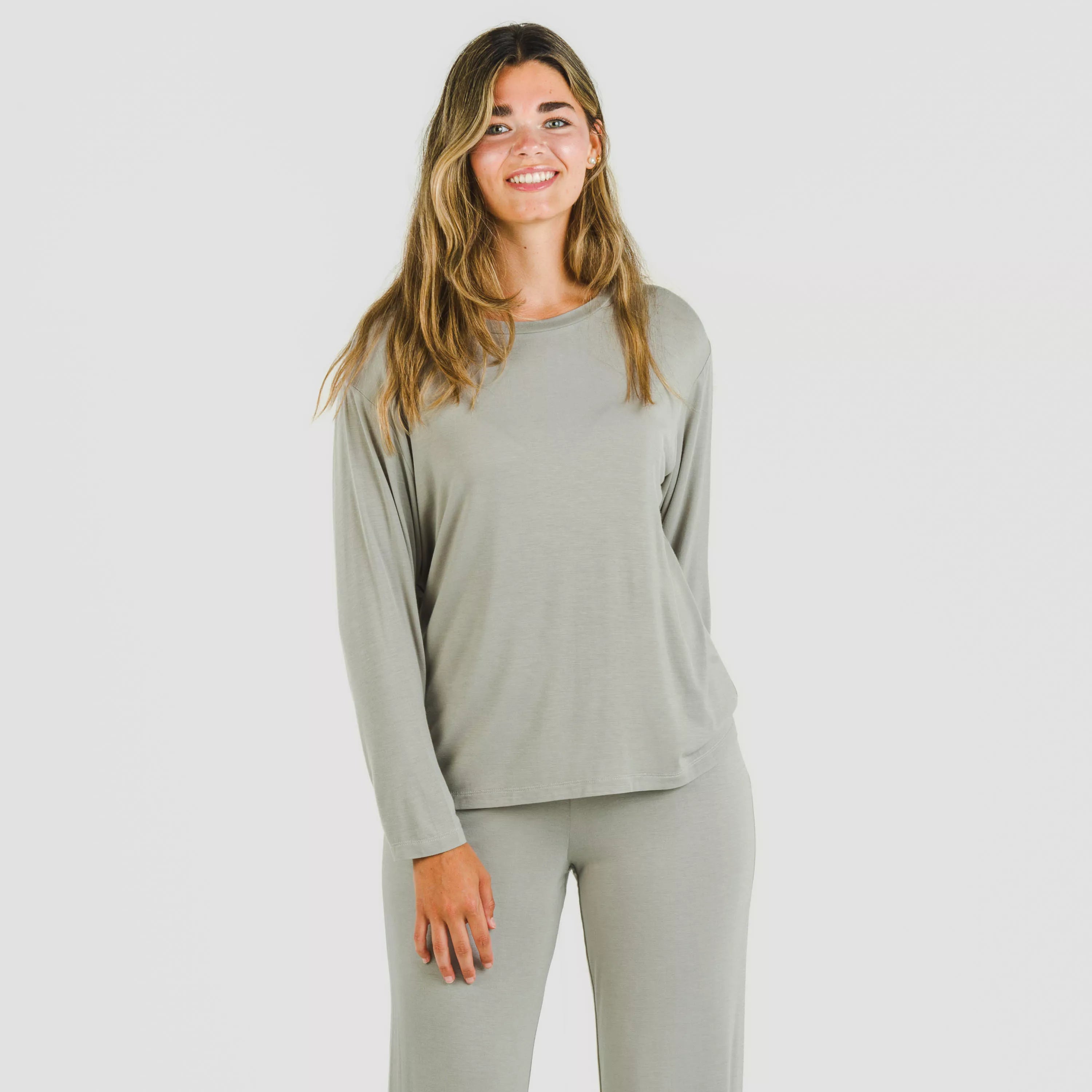 Pijama feminino longo liso de viscose