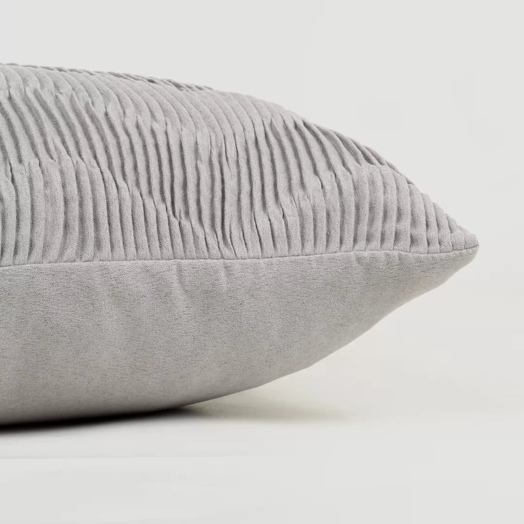 NOVA ALMOFADA TRAZA EM CAMURÇA - CAPA + ENCHIMENTO