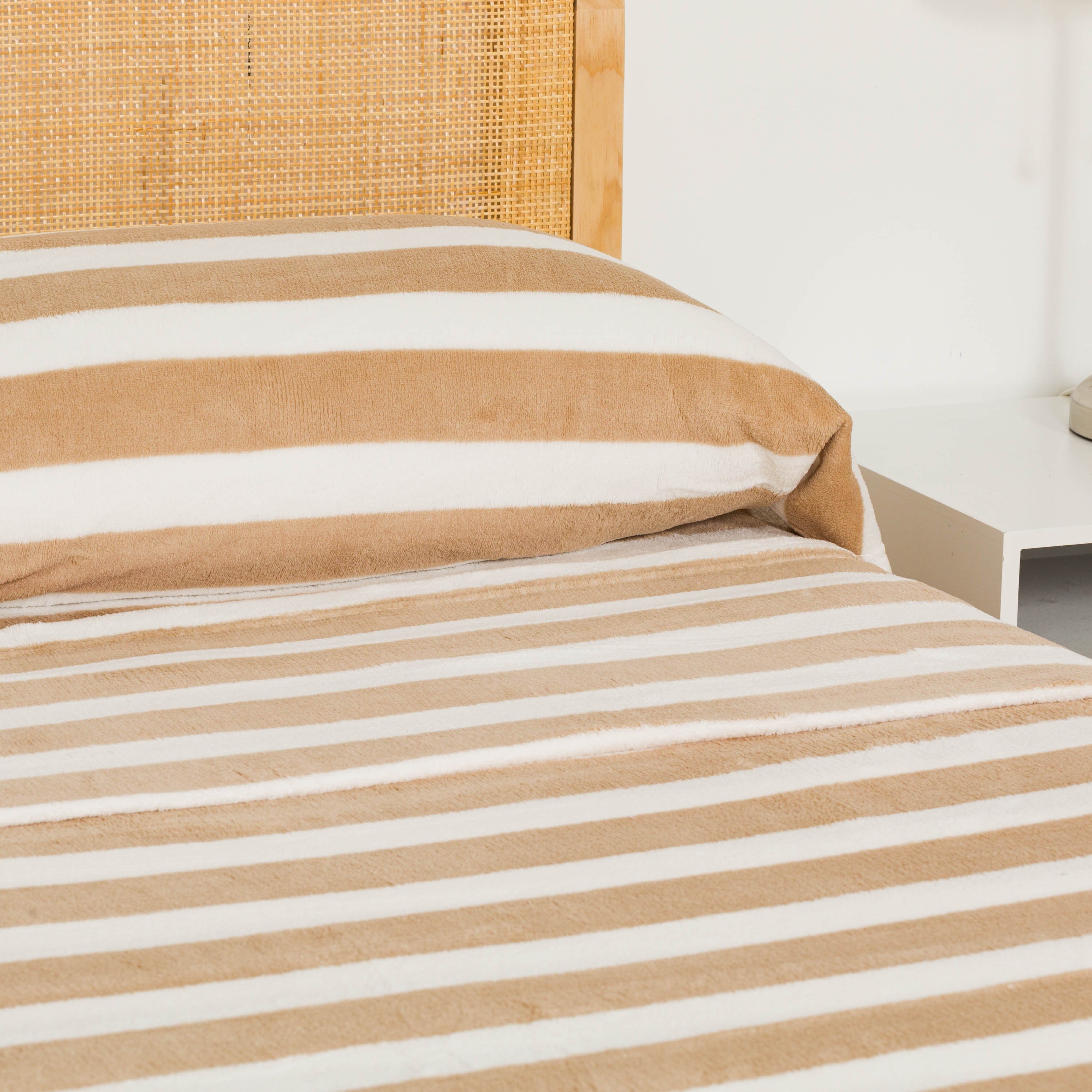 Conjunto de lençóis de lã coral Vinia Raya cor areia