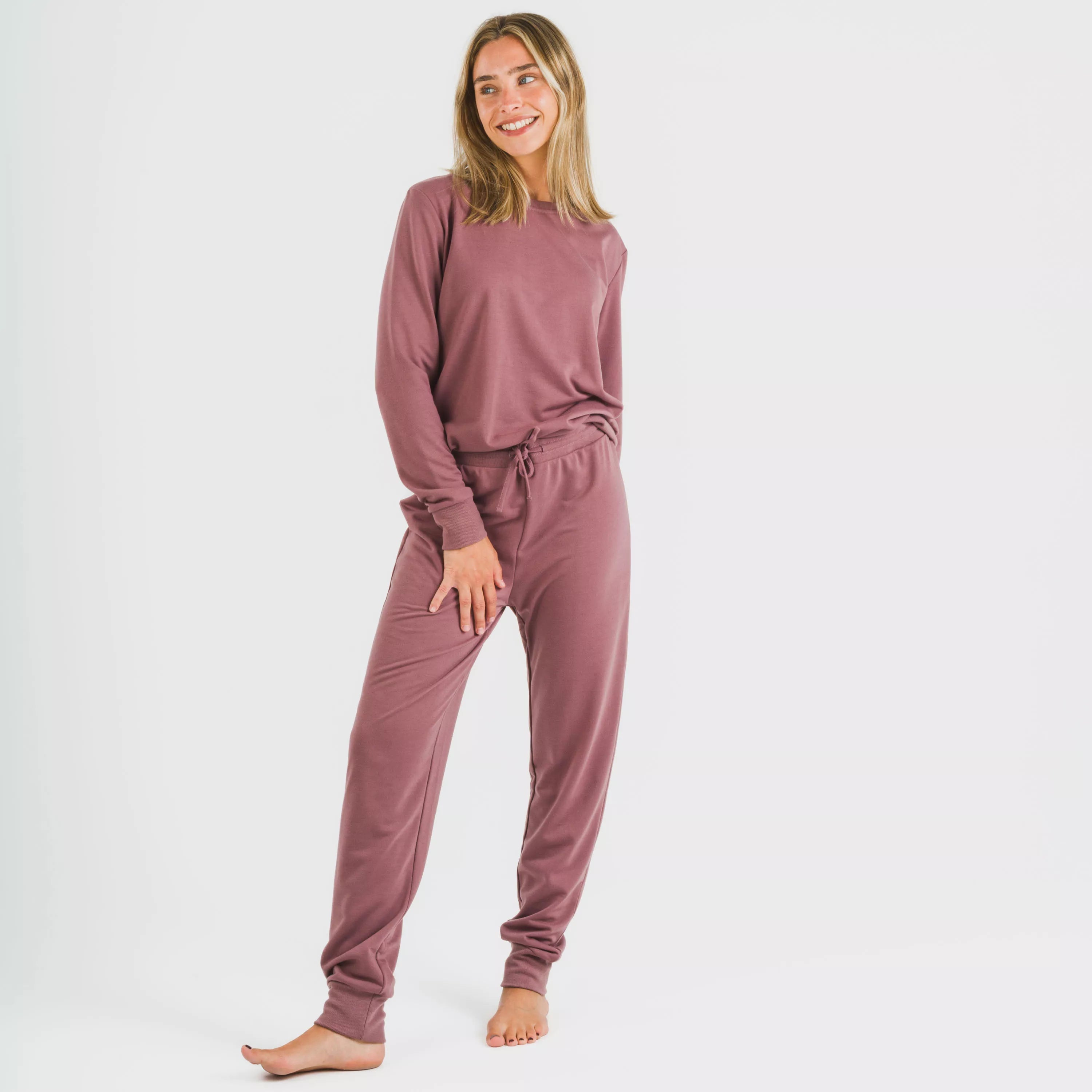 Calça comprida esportiva básica feminina