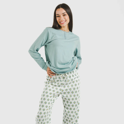 Pijama longo Joy de algodão na cor azul-turquesa.
