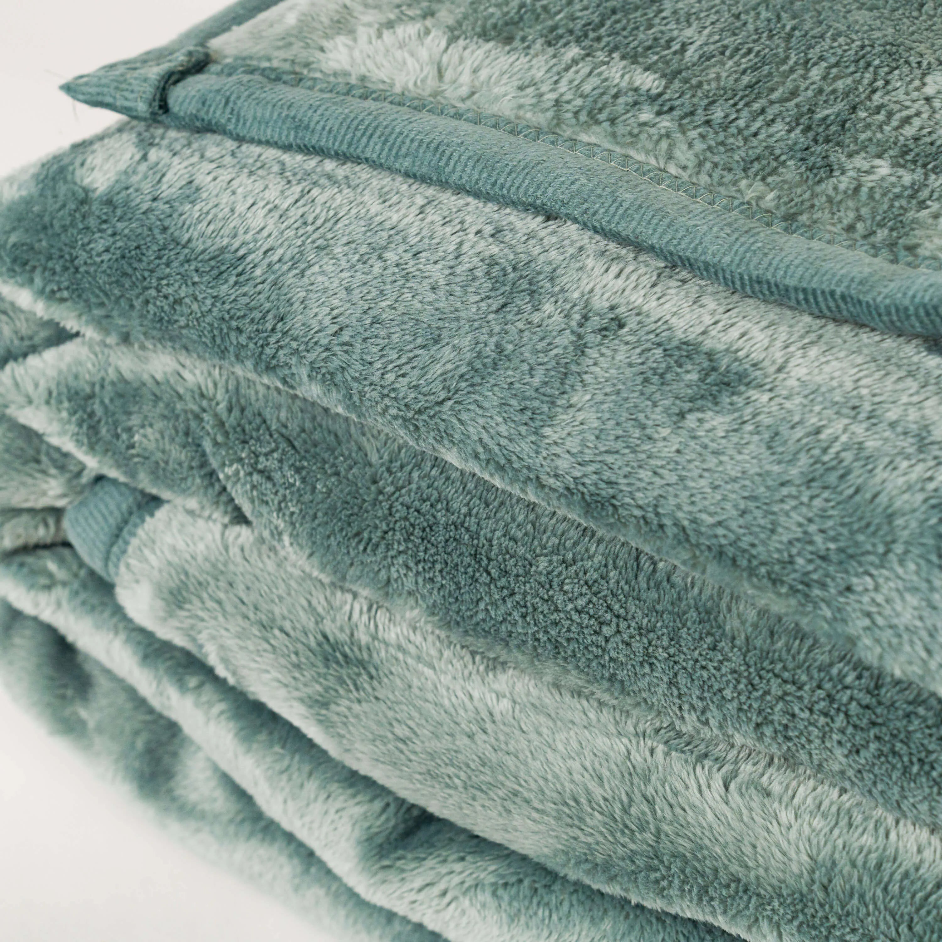 COPERTA IN VELLUTO SOLIDO 500GR