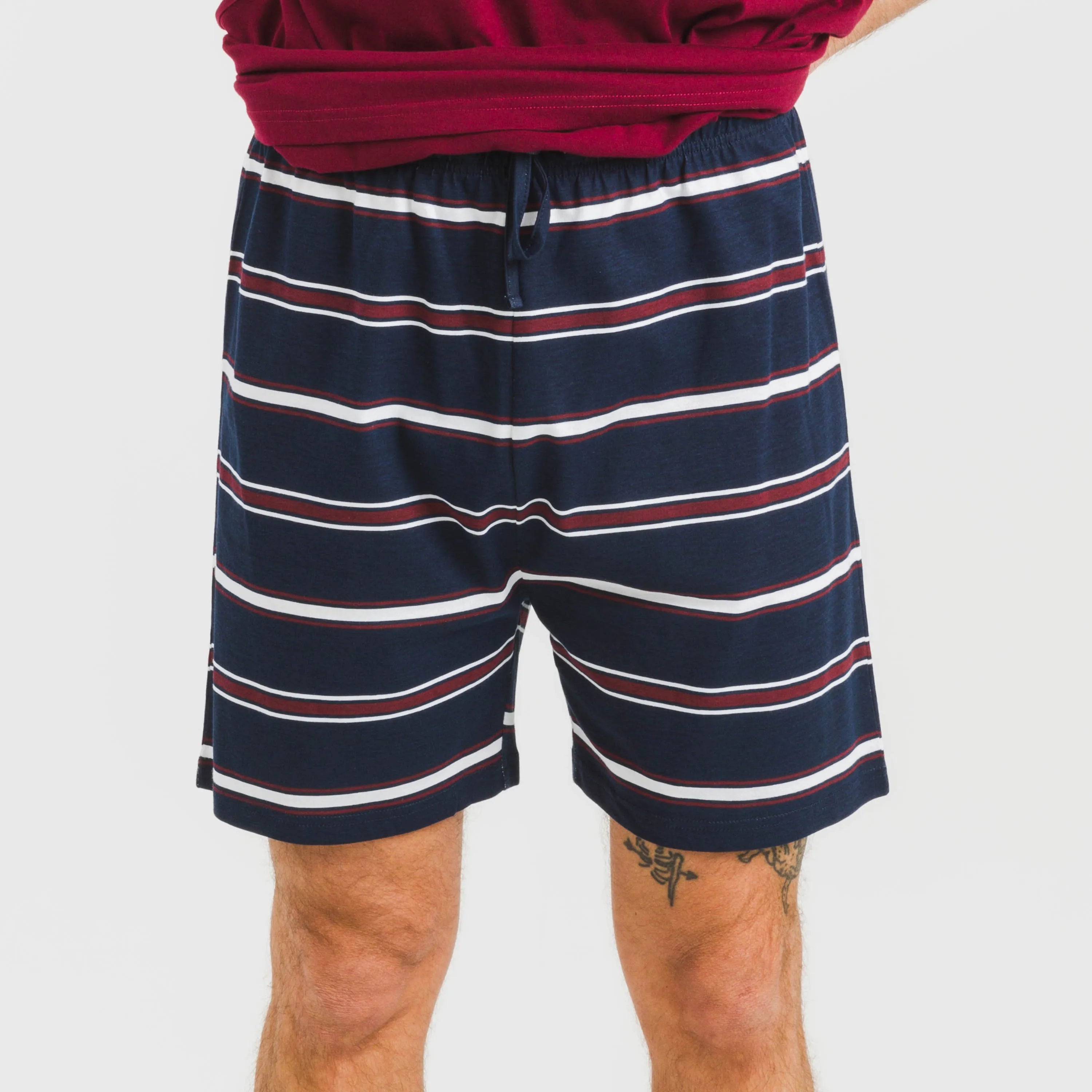 Pijama curto masculino Lucio em algodão cor bordô