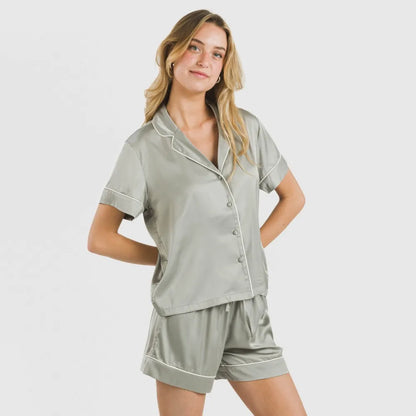 Pijama curto de cetim liso de manga curta para sexta-feira