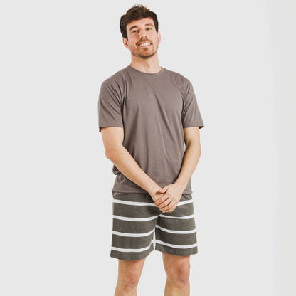 Pijama curto masculino de algodão listrado, novo, cor taupe.