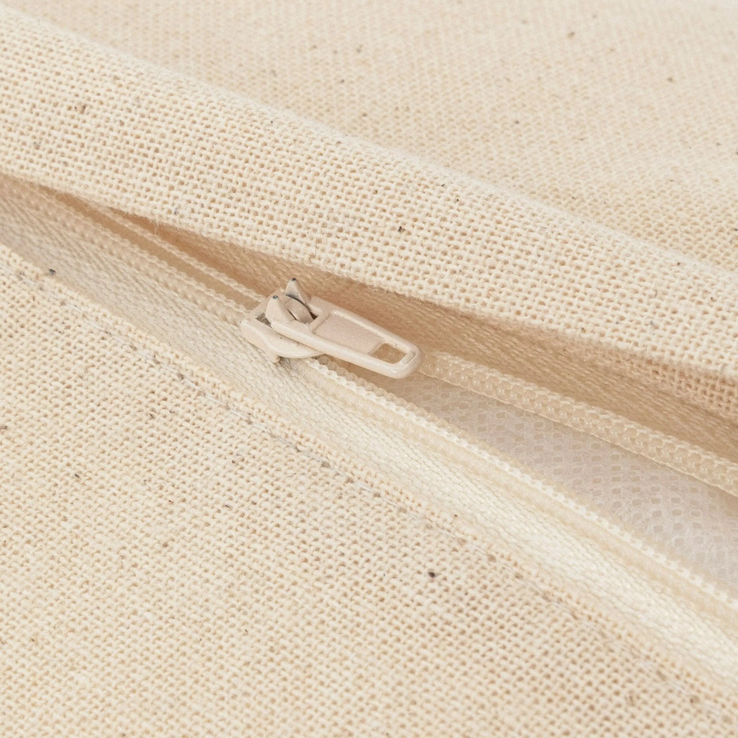 COJIN ALG MACRAME CHINI - FUNDA + RELLENO