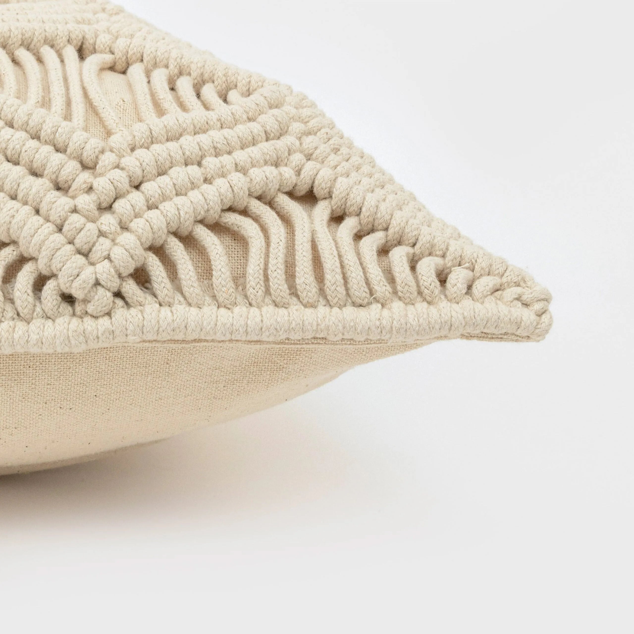 COJIN ALG MACRAME CHINI - FUNDA + RELLENO