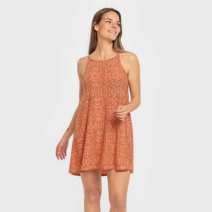 Vestido curto Silda em crepe com alças, cor azulejo