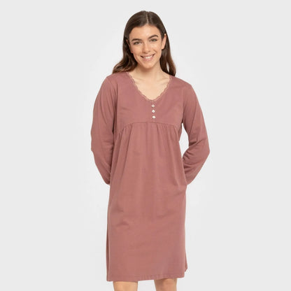 Camisola de algodão com mangas compridas e renda simples.