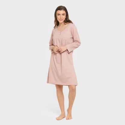 Camisola de algodão com mangas compridas e renda simples.