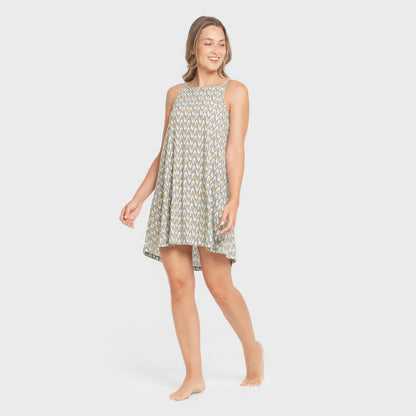 Vestido curto tomara que caia Zac em crepe na cor água-marinha.