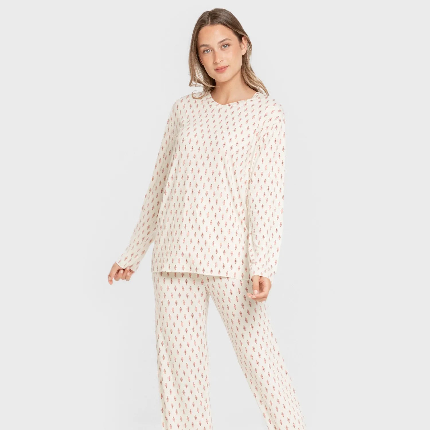 Pijama longo feminino macio, cor malva, Sérvia.