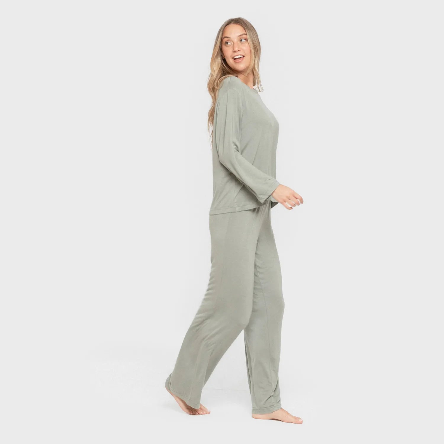 Pijama feminino longo liso de viscose