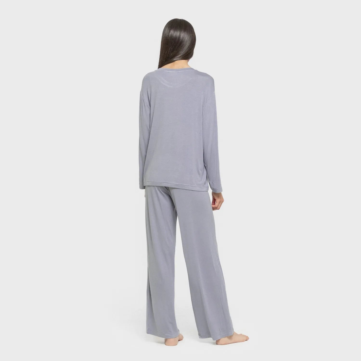 Pijama feminino longo liso de viscose