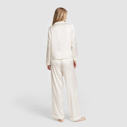 Pijama longo de cetim feminino sexta-feira