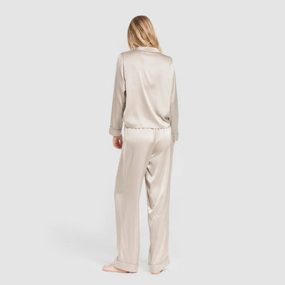 Pijama longo de cetim feminino sexta-feira