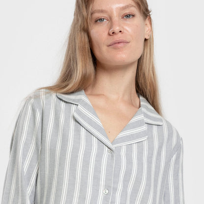 Pijama feminino de flanela de manga comprida, estilo camisa, listrado Marseille, azul-petróleo.