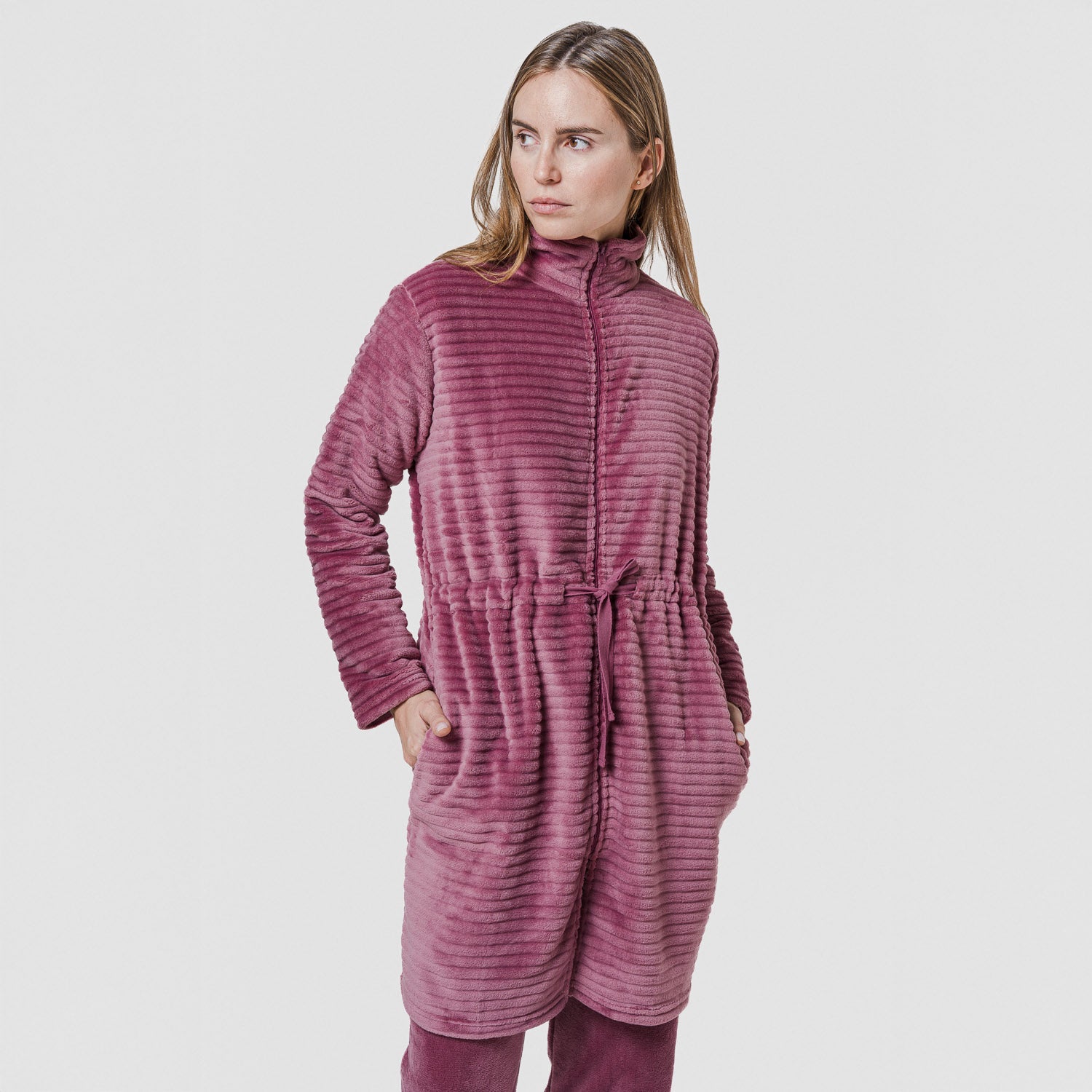 Bata terciopelo raya cremallera Malva Rosa